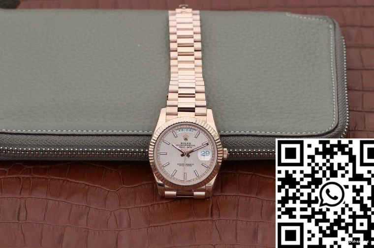 Day II 40mm Rolex Date EW 228235 Factory Rosegold Dial 0121